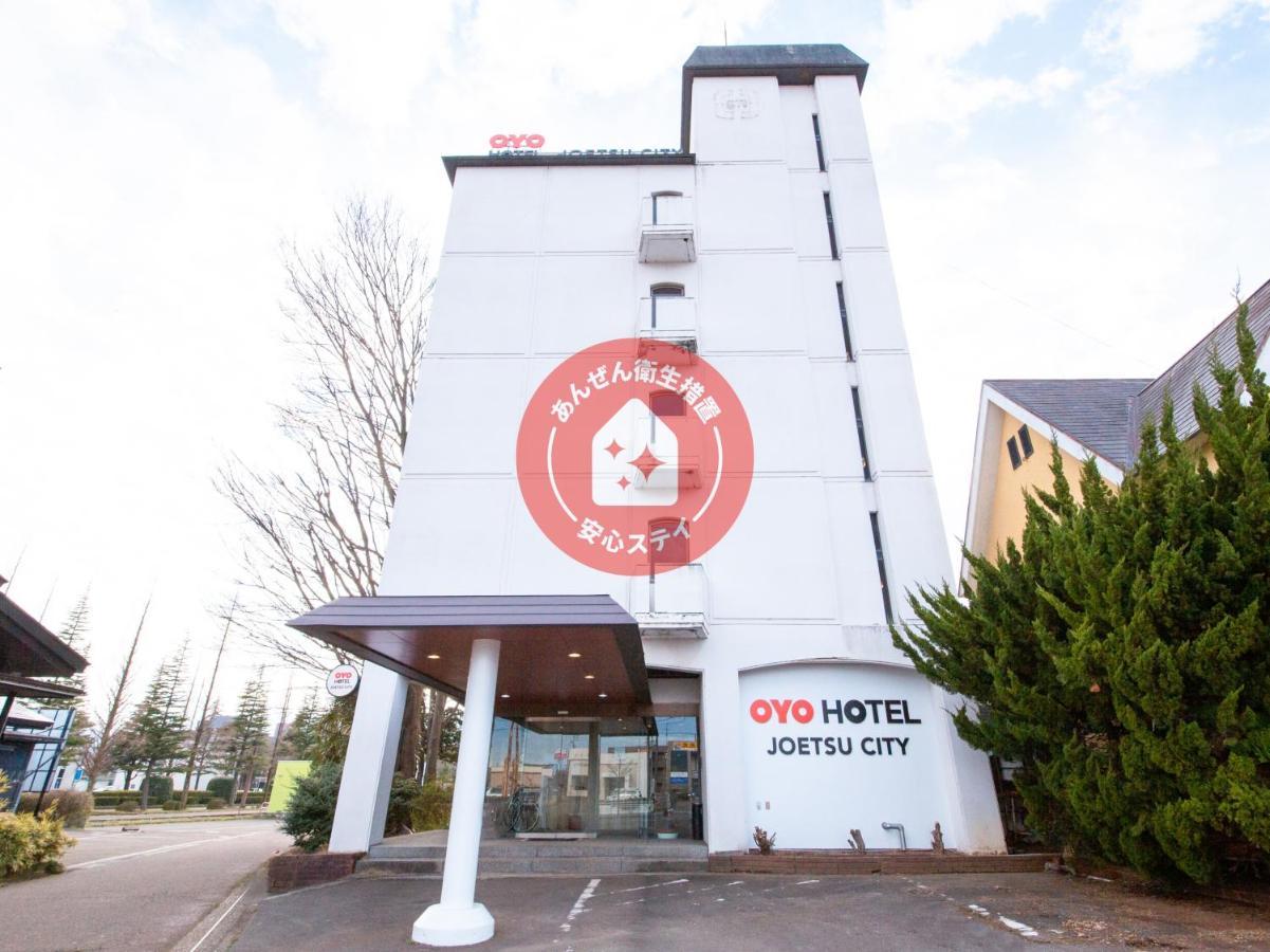 Oyo Joetsu City Hotel Kasugayama ภายนอก รูปภาพ