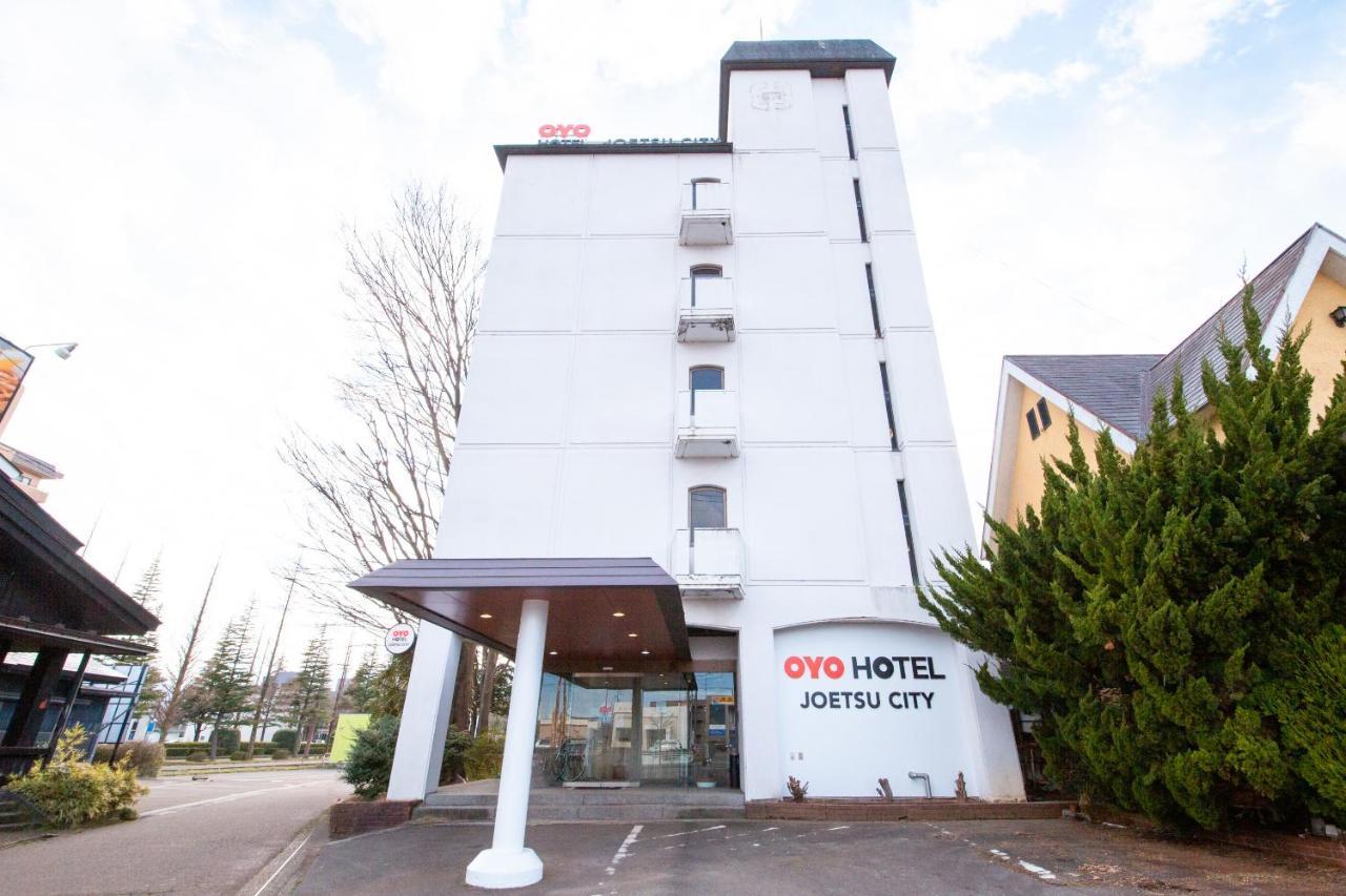 Oyo Joetsu City Hotel Kasugayama ภายนอก รูปภาพ