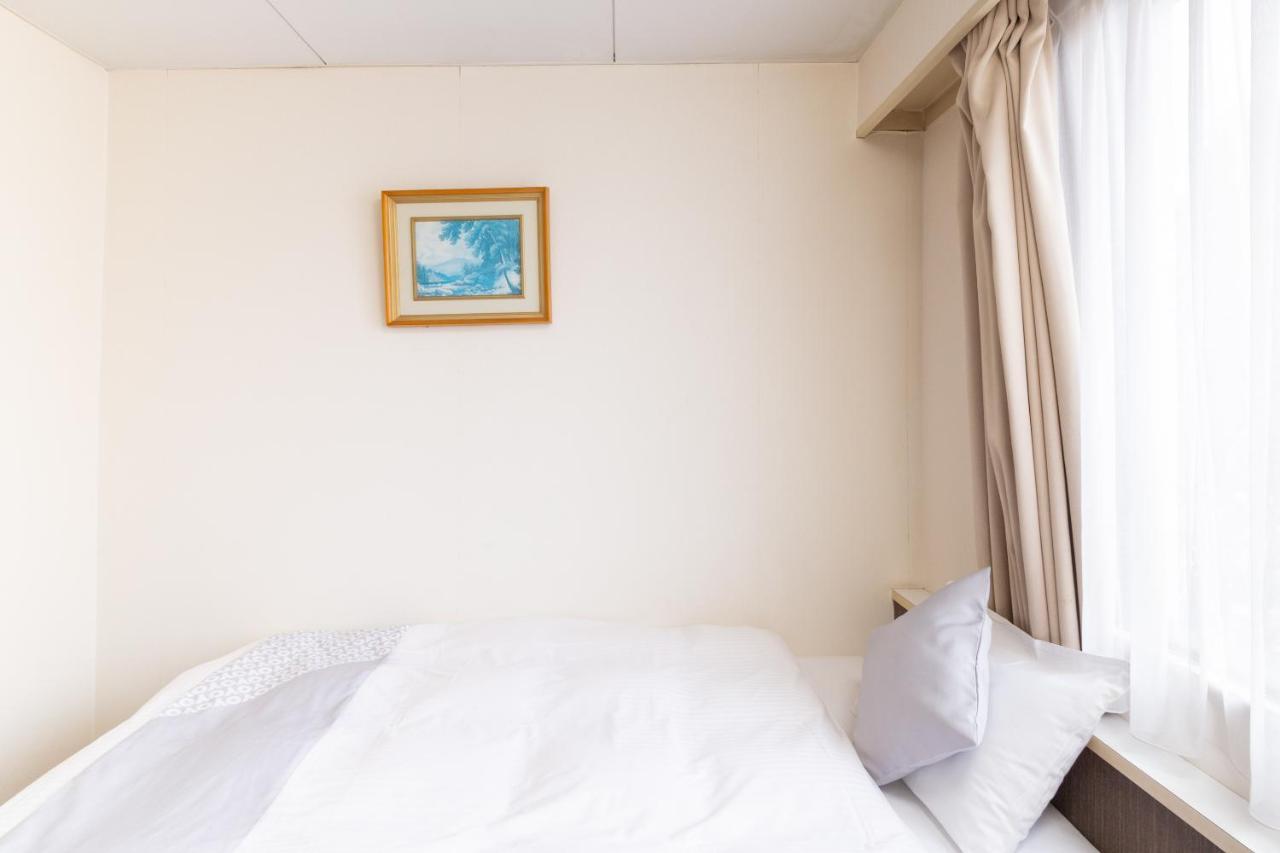 Oyo Joetsu City Hotel Kasugayama ภายนอก รูปภาพ