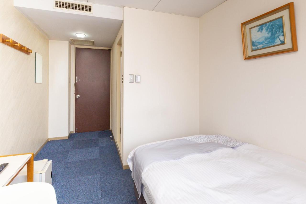 Oyo Joetsu City Hotel Kasugayama ภายนอก รูปภาพ