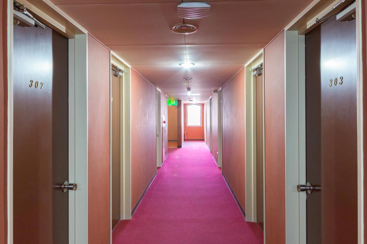 Oyo Joetsu City Hotel Kasugayama ภายนอก รูปภาพ