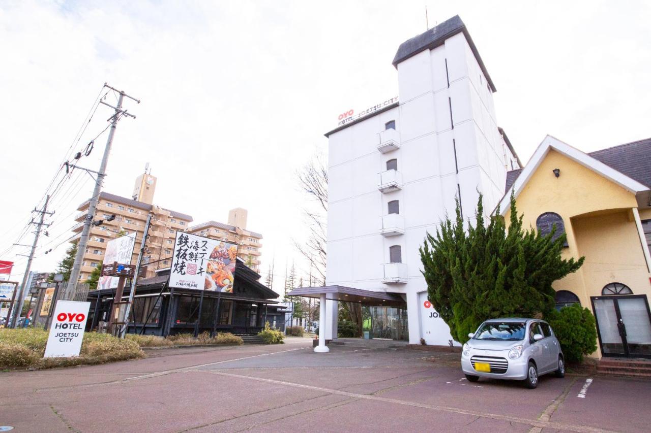 Oyo Joetsu City Hotel Kasugayama ภายนอก รูปภาพ