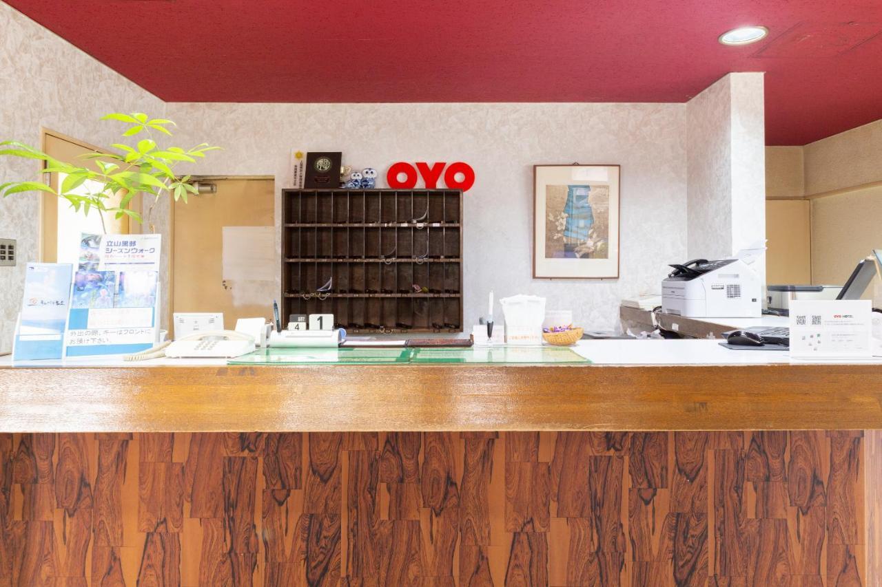 Oyo Joetsu City Hotel Kasugayama ภายนอก รูปภาพ