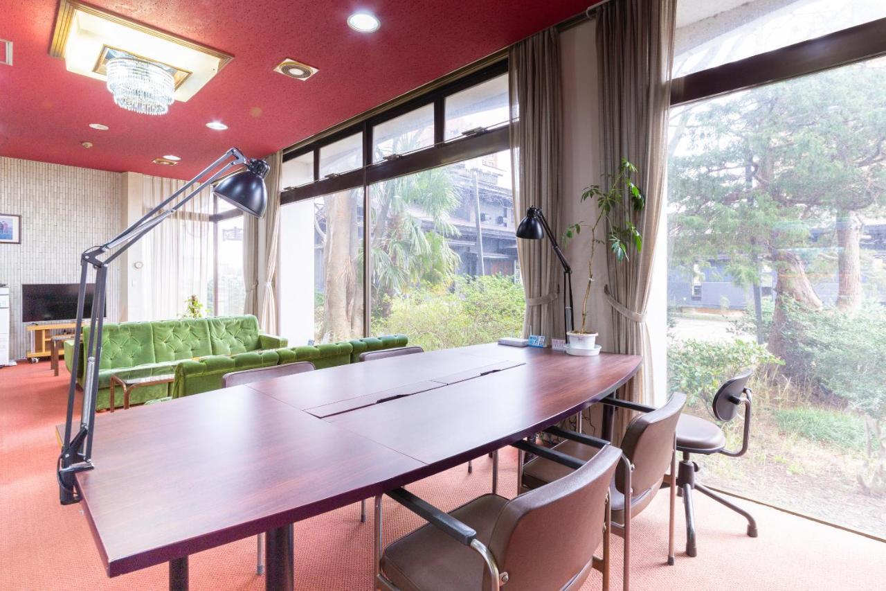 Oyo Joetsu City Hotel Kasugayama ภายนอก รูปภาพ